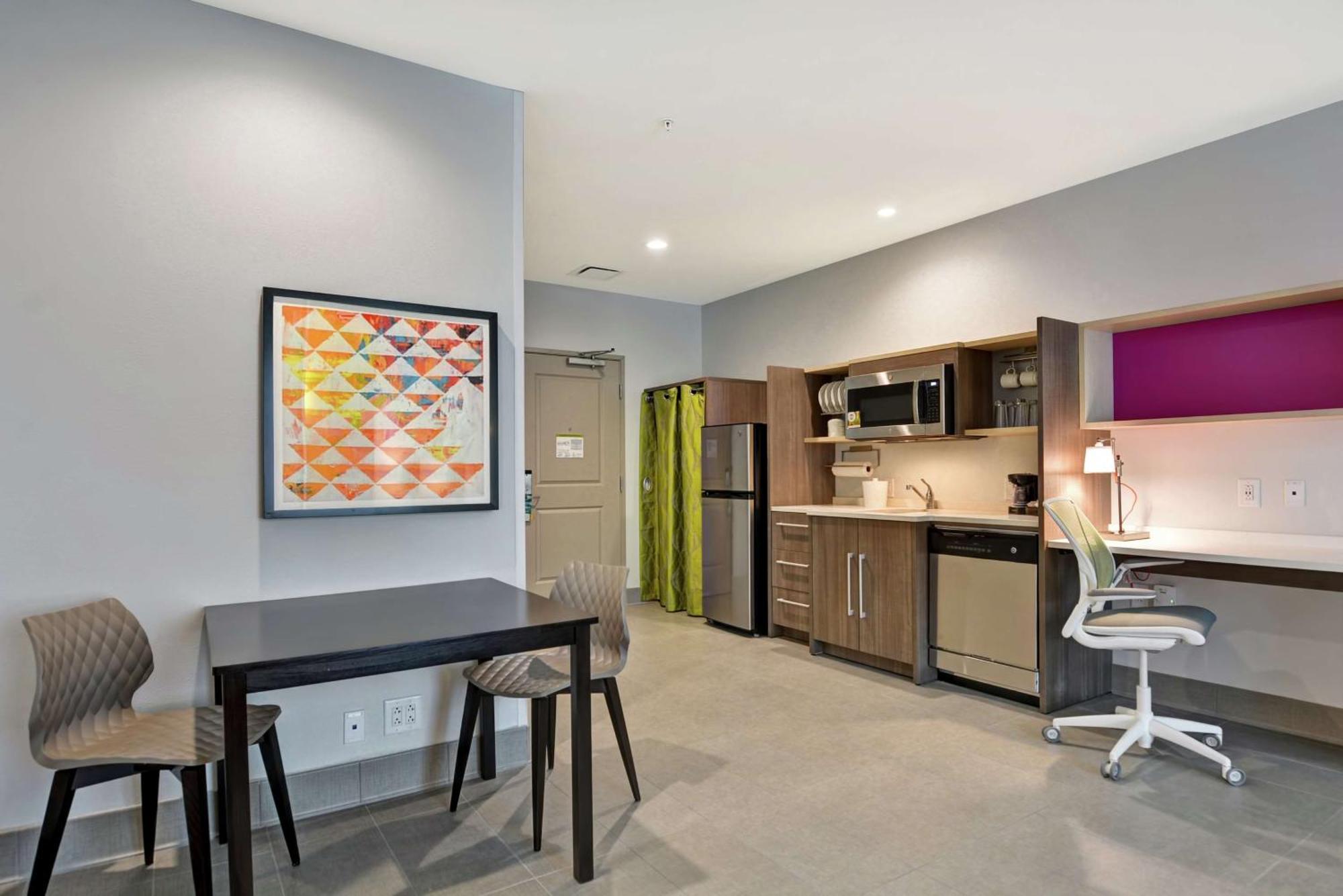 Home2 Suites Charleston West Ashley Экстерьер фото