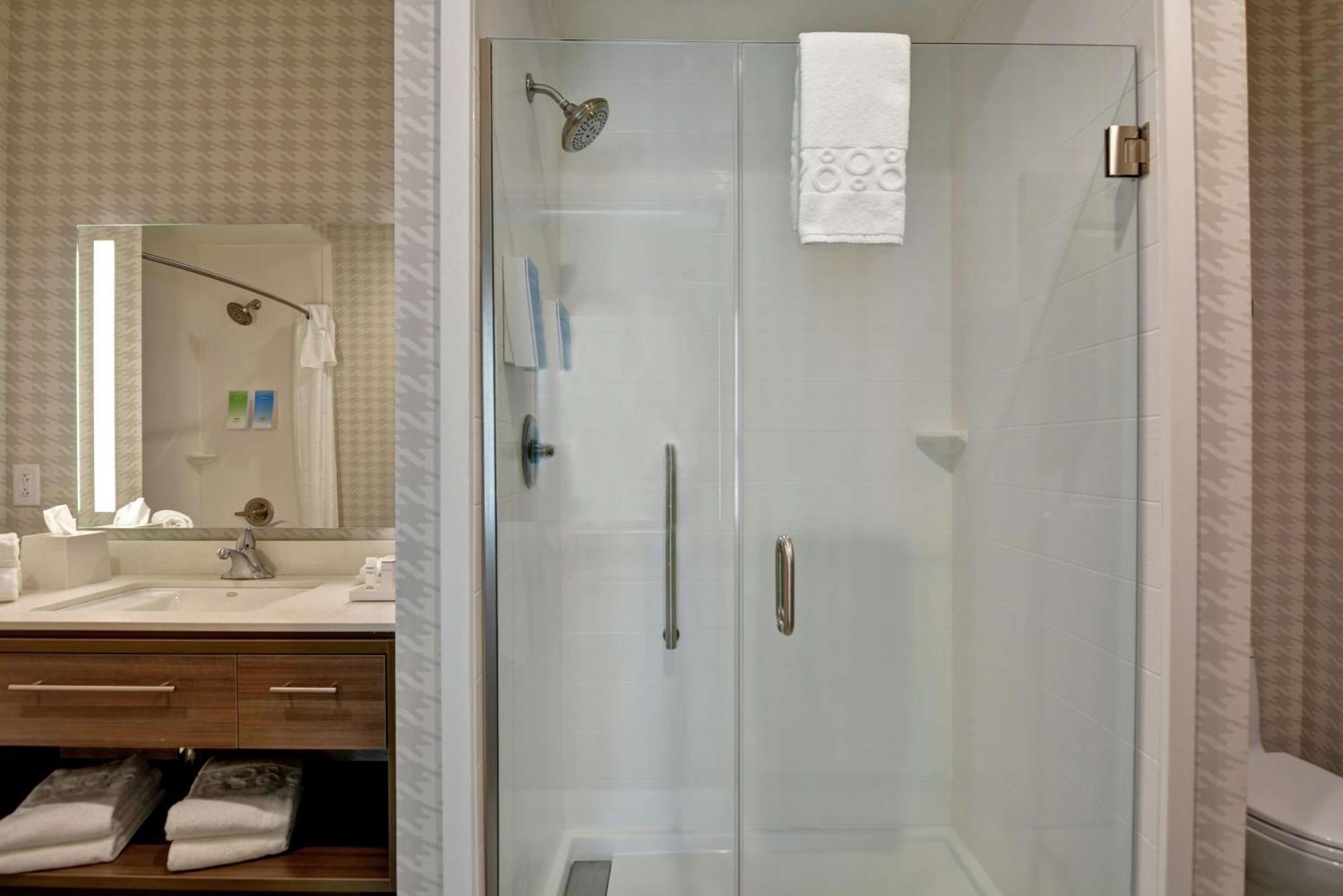 Home2 Suites Charleston West Ashley Экстерьер фото